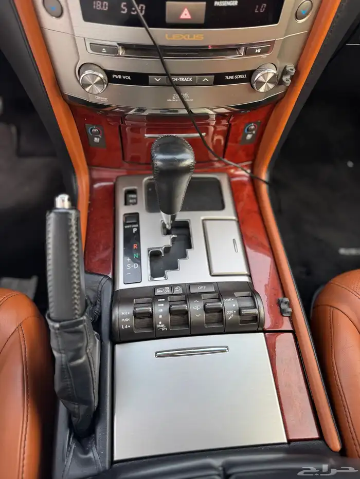لكزس LX570 سعودي 2013 dd - تم البيع 21