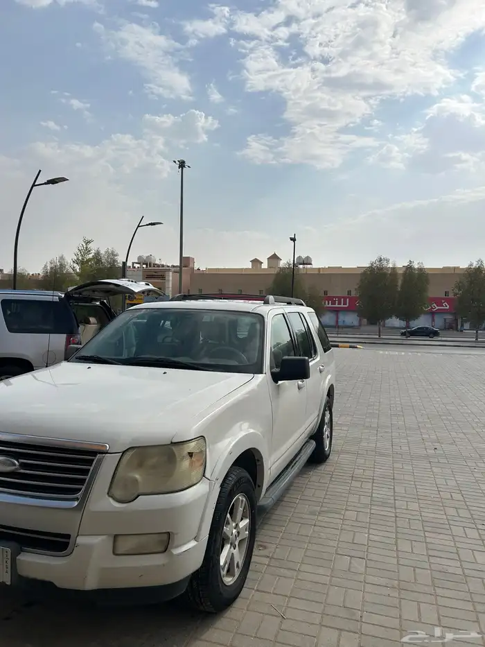 فورد اكسبلورر بحاله الوكاله 2010 3