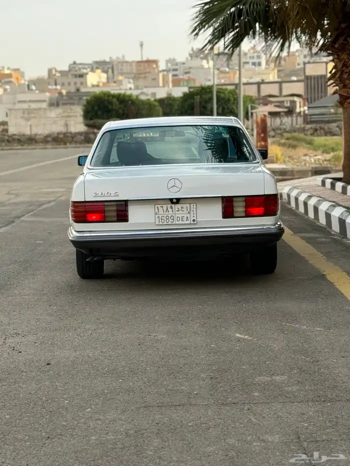 مرسيد بنز مخزن قمة في النظافة 1985 8