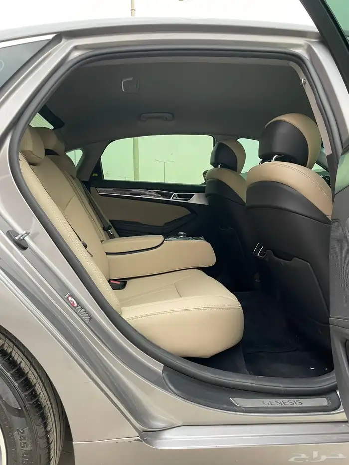 جنسيس 2020 رادار داخلي بيج (بنزين)3.3L 23