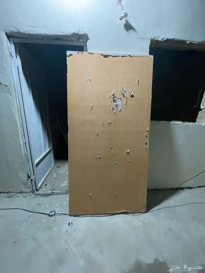 باب خشب على السوم 0