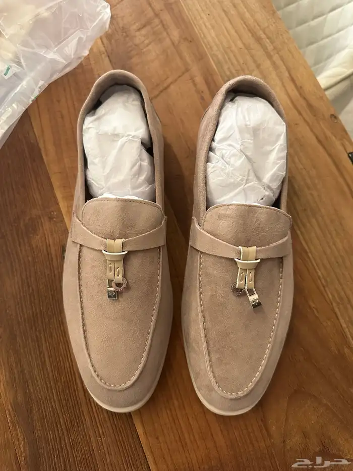 جزمه loropiana هاي كواليتي مقاس 40 0