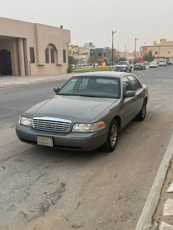 للبيع فورد فكتوريا 1999 0