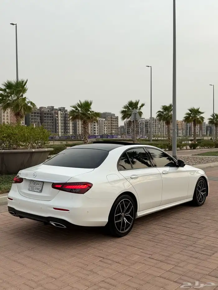 مرسيدس E350 2022 4
