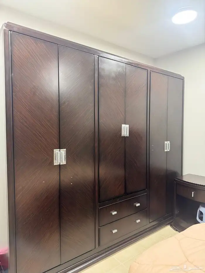 BEDROOM FURNITURE SET 3