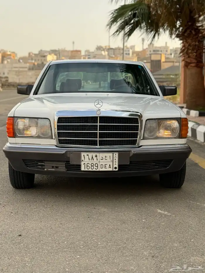 مرسيد بنز مخزن قمة في النظافة 1985 9