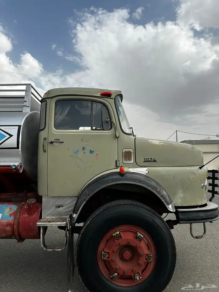عايدي بوز 79 اساس 1