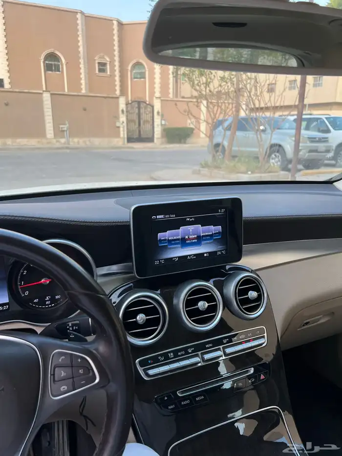 مرسيدس 2017 GLC250 فل كامل 0