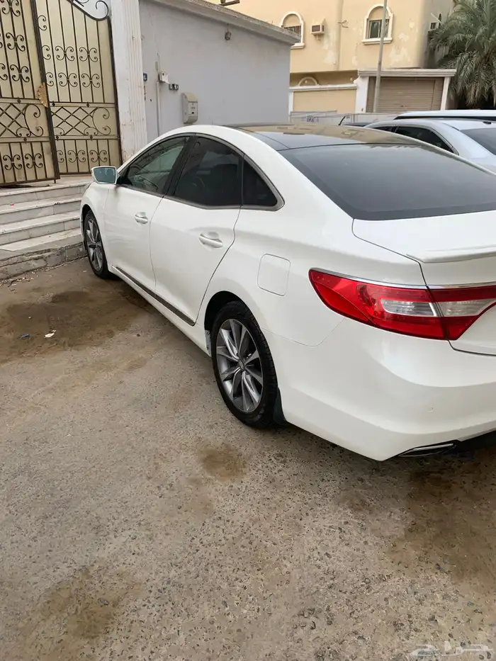 هيونداي أزيرا 2016 2