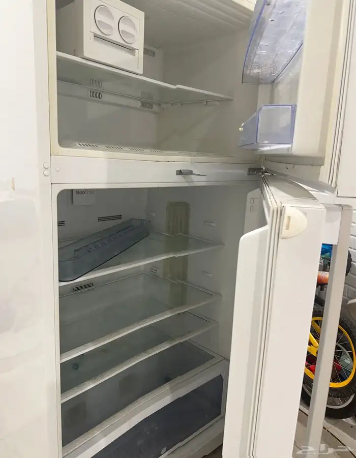 ثلاجه تحتاج كمبريسر 3