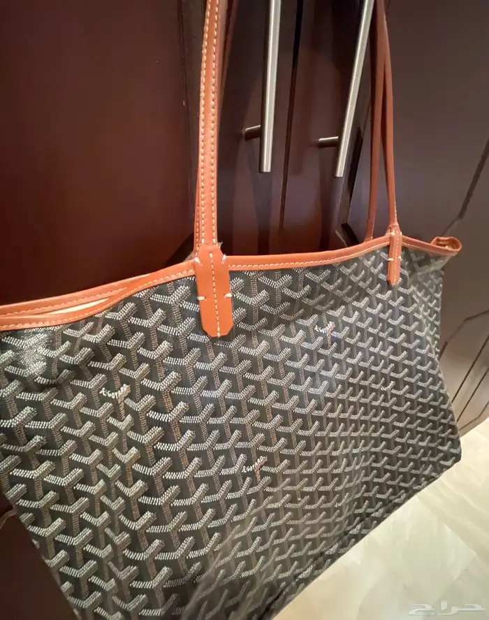 شنطة ماركة جويارد Goyard نسائية للبيع 3