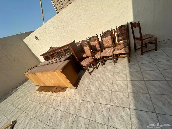 طاولة طعام عدد 12 كرسي للبيع المستعجل 0
