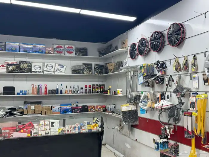 محل زينة سيارات شارع المعارض الشفاء  مزود بجميع احتياجاتك 2