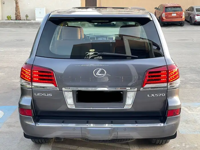 جيب لكزس 2012 ) LX 570 4