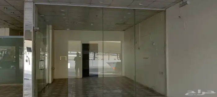 معرض للايجار الدائري الشرقي 4