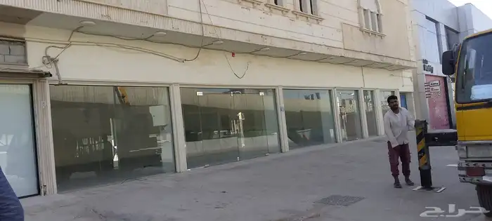 معرض للايجار الدائري الشرقي 7