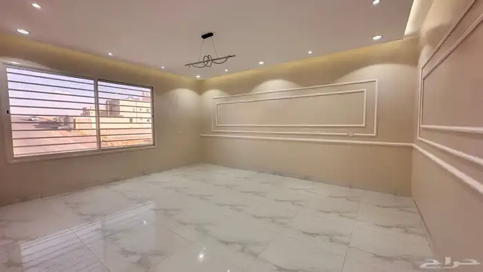 للبيع روف علوي مستقل وسيع جدا مع مدخل سياره المحاله 5