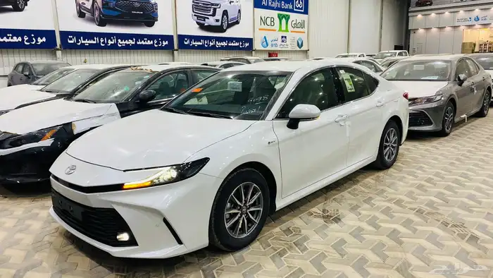 كامري هايبرد ستاندر 6