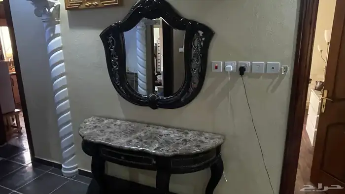 مدخل مع مرآة للبيع لتواصل واتس اب 1