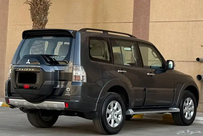 باجيرو 2020 GLS 12