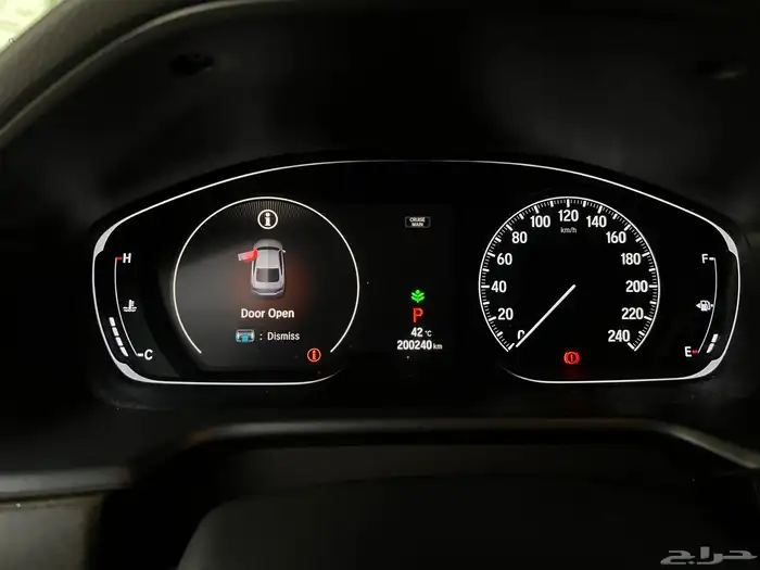هوندا اكورد 2019 فل كامل فتحة نظيف جدا لدى معرض قمة الاطلال 46