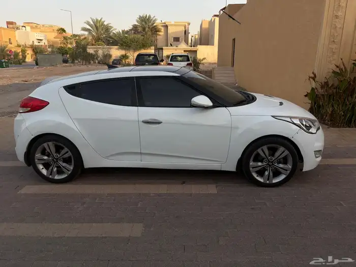 للبيع هونداي فلوستر 2013 2