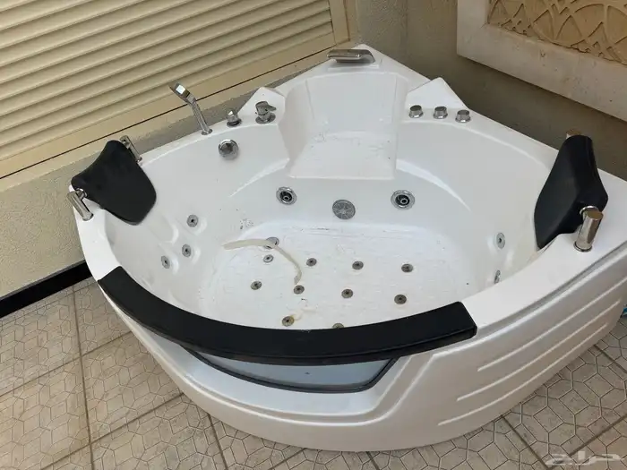 جاكوز نظيف جدا للبيع 0