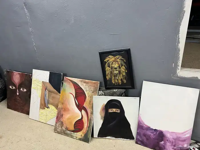 لوحات فنيه برسم يدوي 0