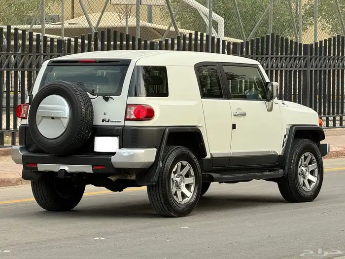تويوتا اف جي 1 2020 12