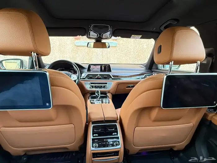بي ام دبليو 730Li 2020 26