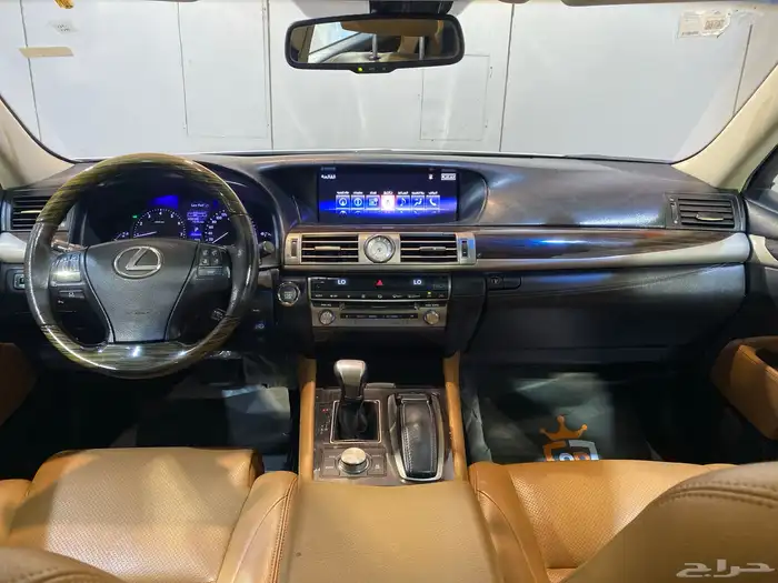 لكزس LS460 2015 بحالة ممتازه 9