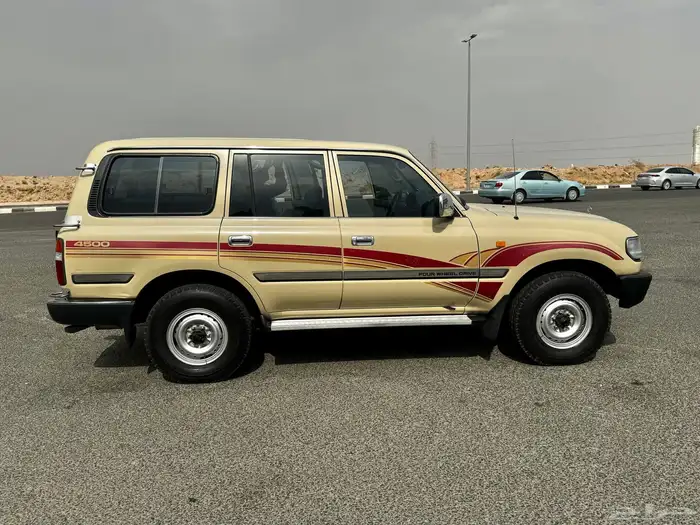 لاندكروزر 1993 GX وكالة 8