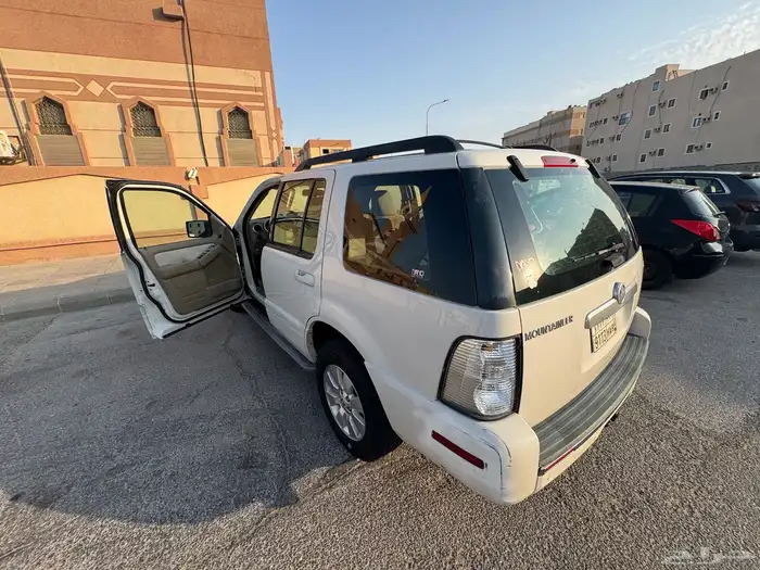 فورد ماونتنير حاله مميزه 165 الف صيانها كلها الوكاله الملحم 2