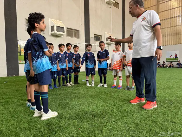 تدريب سباحه وكره قدم وكاراتيه جده بس 15