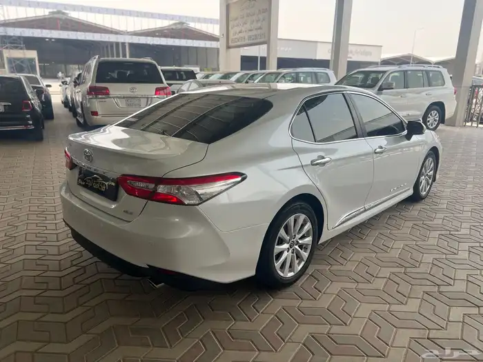تويوتا كامري 2020   GLE سعودي مالك واحد ماشي 56 الف 5