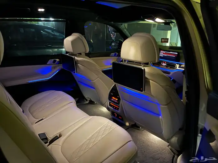 BMW X7 على الضمان والصيانة المجانية 3