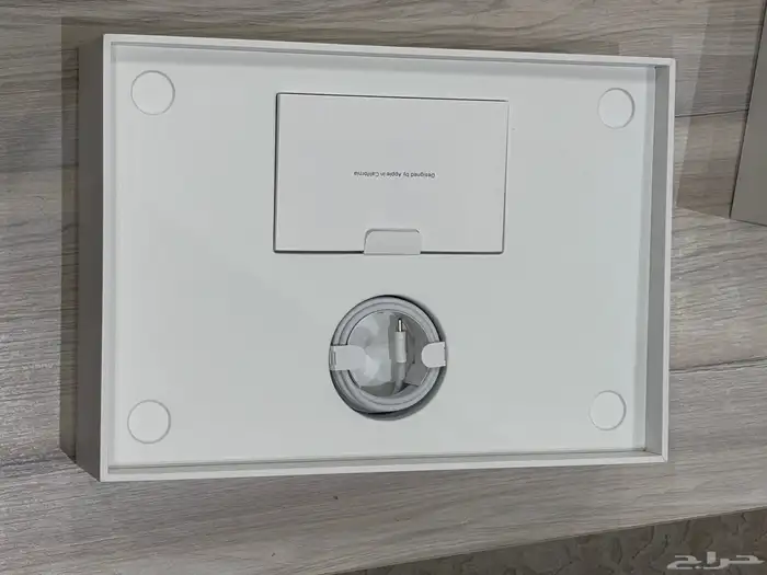 ماك بوك اير معالج M1 5