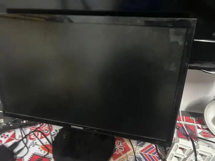 شاشه LG   سامسونج شاشه كمبيوتر 2