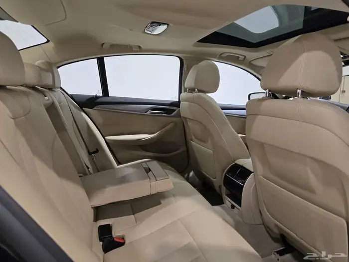 بي ام دبليو 520i موديل 2020 بحاله ممتازه 12