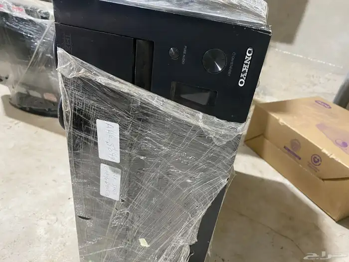 سماعات مكبرات سوني وجهاز منظم ومضخم صوت وصوره اونكيو 5