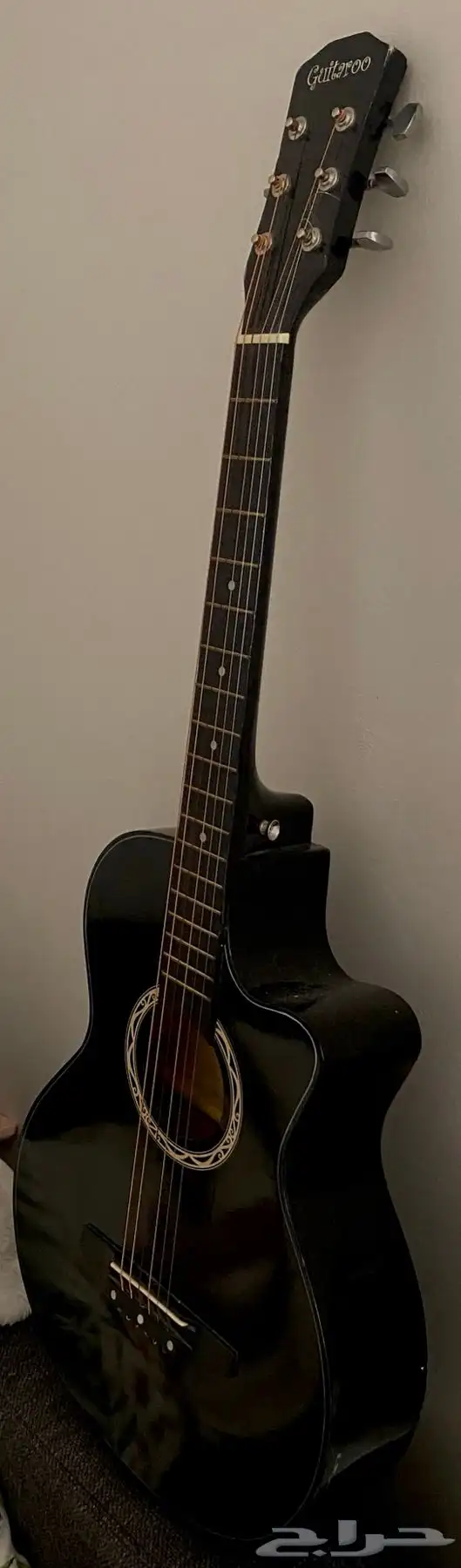 جيتار اسود 1