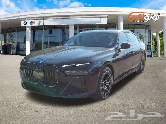 2025 بي إم دبليو 740i سيدان 4