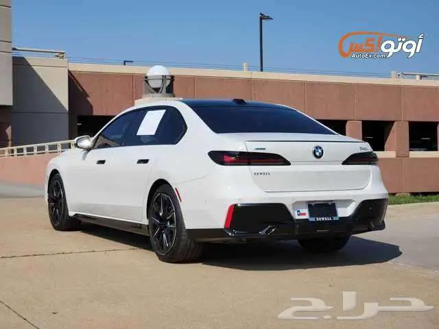 2024 بي إم دبليو 740i xDrive سيدان 2