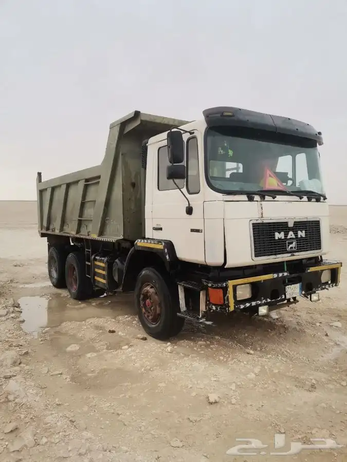 شاحنه قلاب مان موديل 93 0