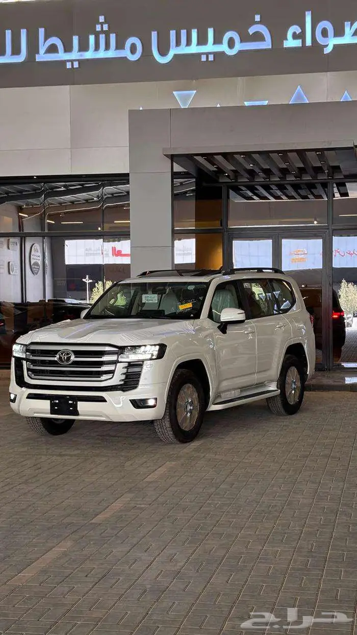 لاندكروزر GXR L2 عبداللطيف جميل ديزل وبنزين 0