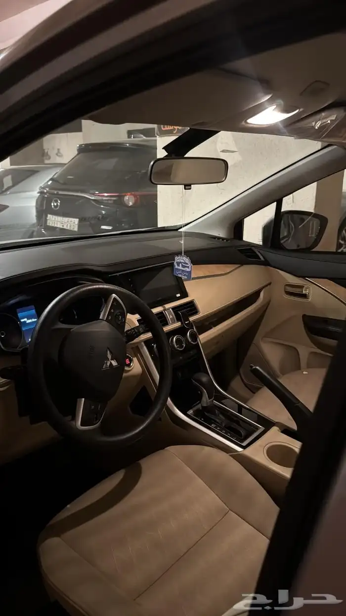 متسيوبيشي اكسباندر 2024 13