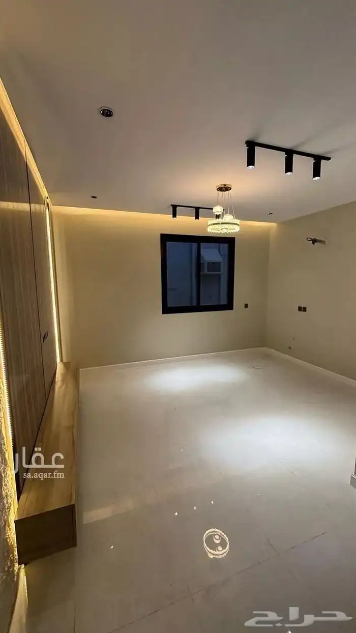 دور وملحق في العزيزية 1