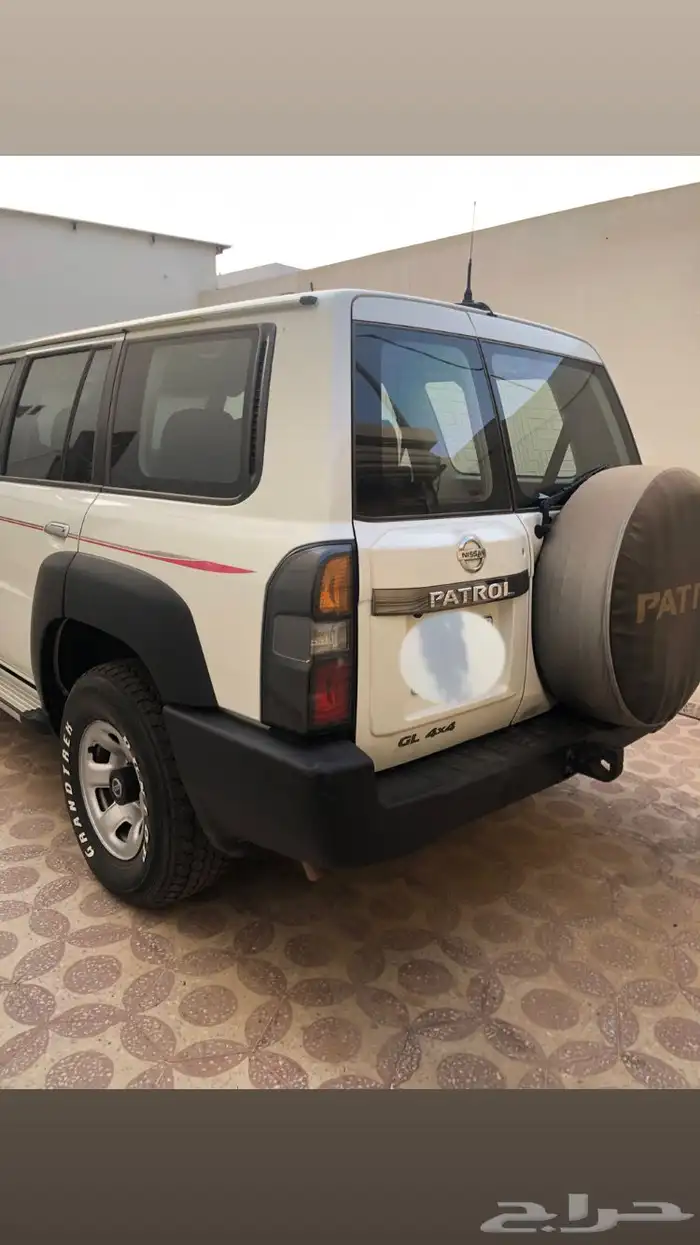 نيسان باترول فتك 4 أبواب 1