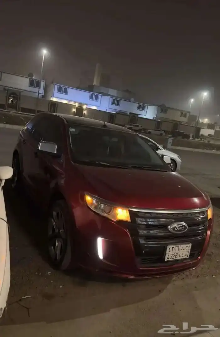 فورد ايدج عنابي 8