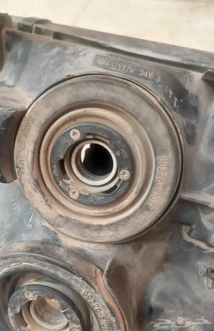 شمعة لاندكروزر 2003 6